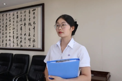 綜合辦公室優(yōu)秀員工.jpg 綜合辦公室優(yōu)秀員工.jpg